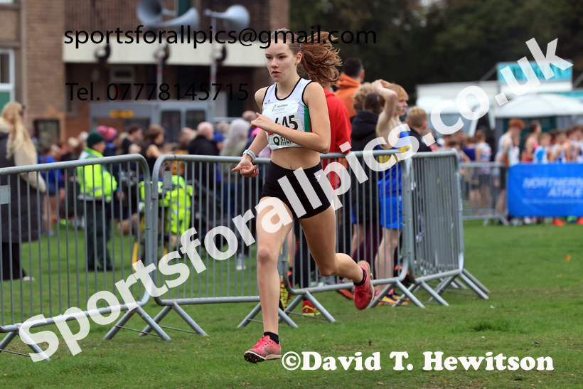 Girls Under-15s relay, 2025 Northern Cross Country Relays, Graves Park, Sheffield. Photo: David T. Hewitson/Sports for All Pics